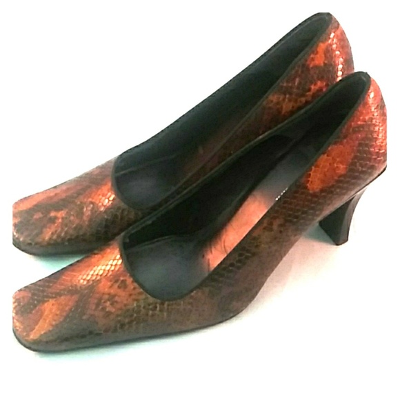 Mocassins à Talons Enzo Angiolini En Cuir Serpent Cuivré - Pointure 8 US, Occasion Excellent état